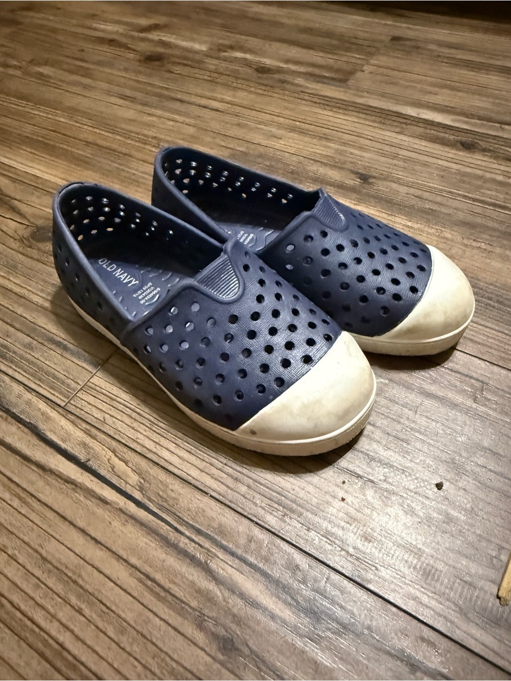 Old Navy Navy and White Kids Slip-On Water Shoes
